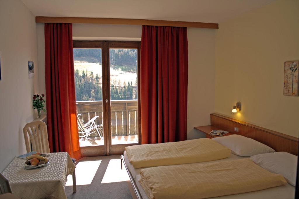 Pension Thalerhof Rifiano Chambre photo